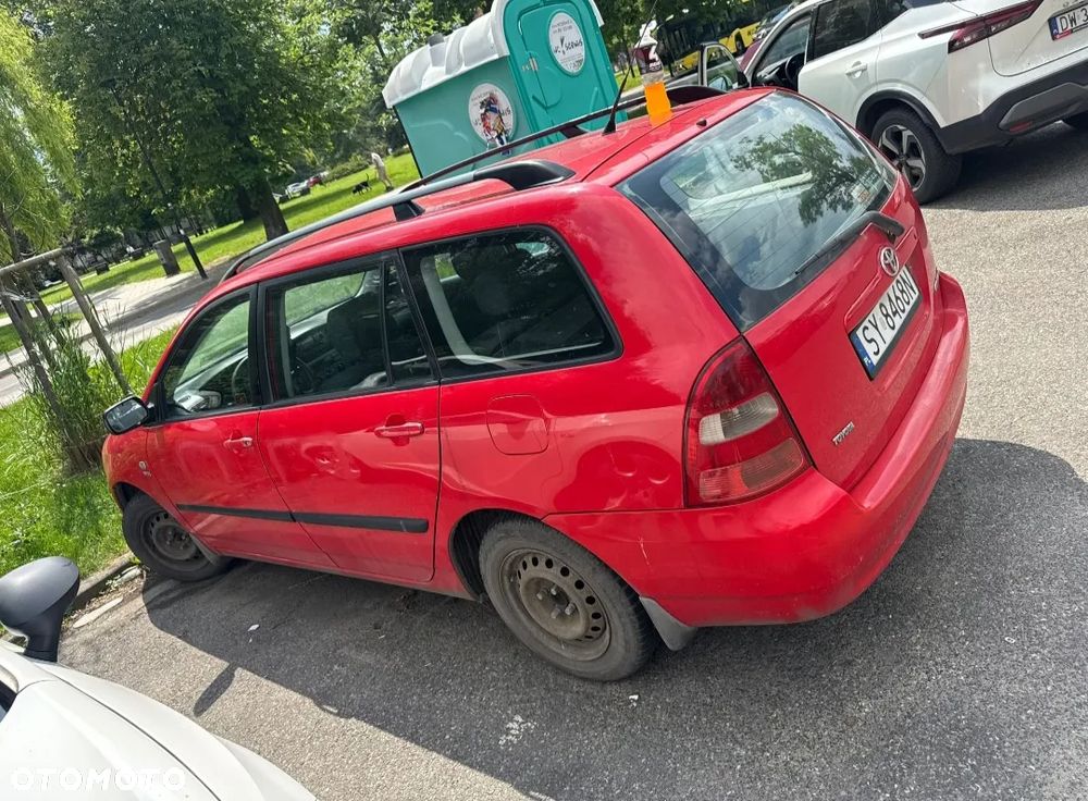Toyota Corolla - 3