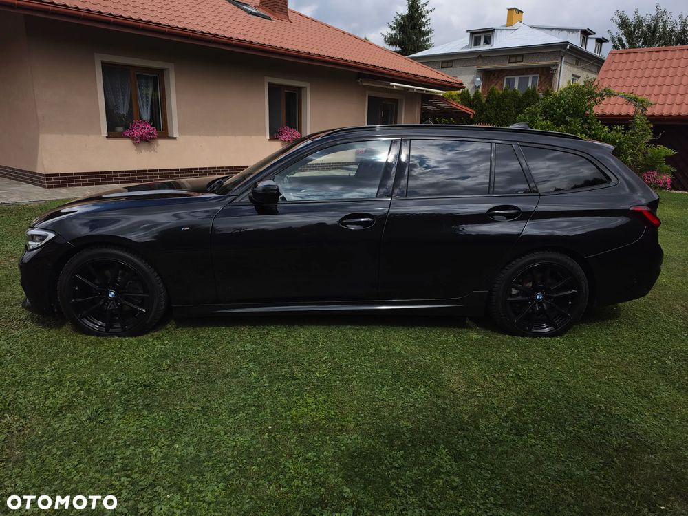 BMW Seria 3 320d xDrive Edition M Sport Shadow - 8