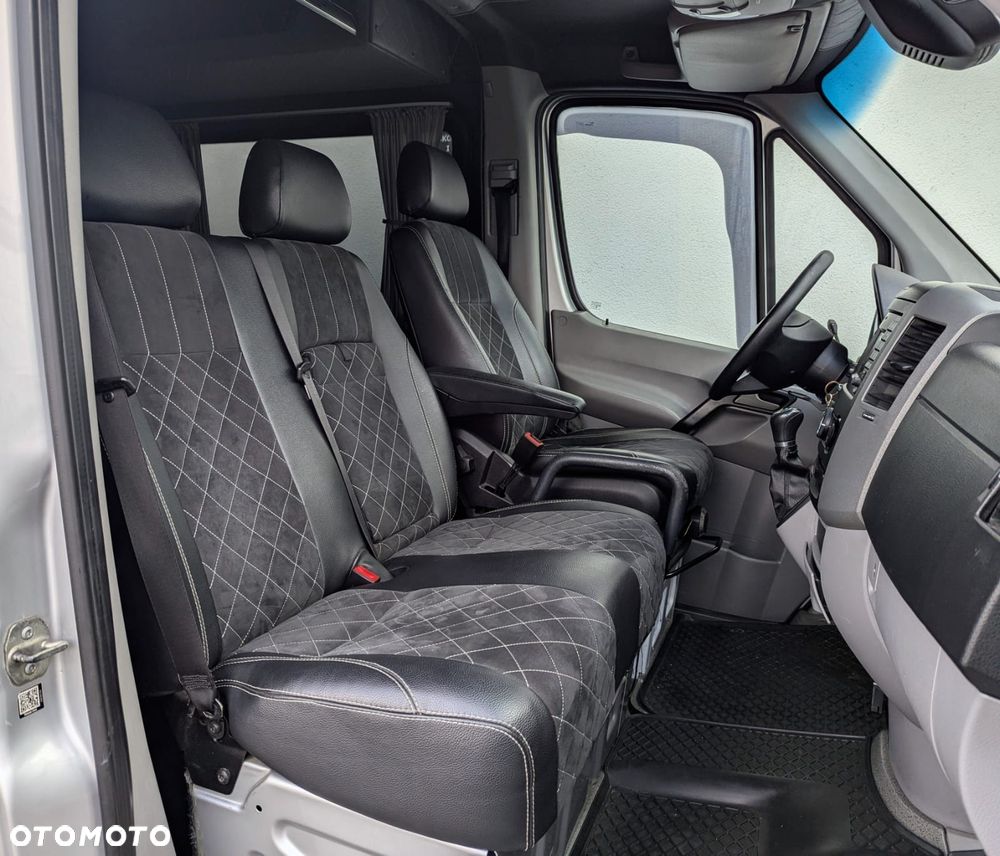 Mercedes-Benz Sprinter - 21