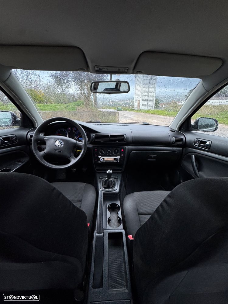 VW Passat Variant 1.9 TDi Trendline - 7