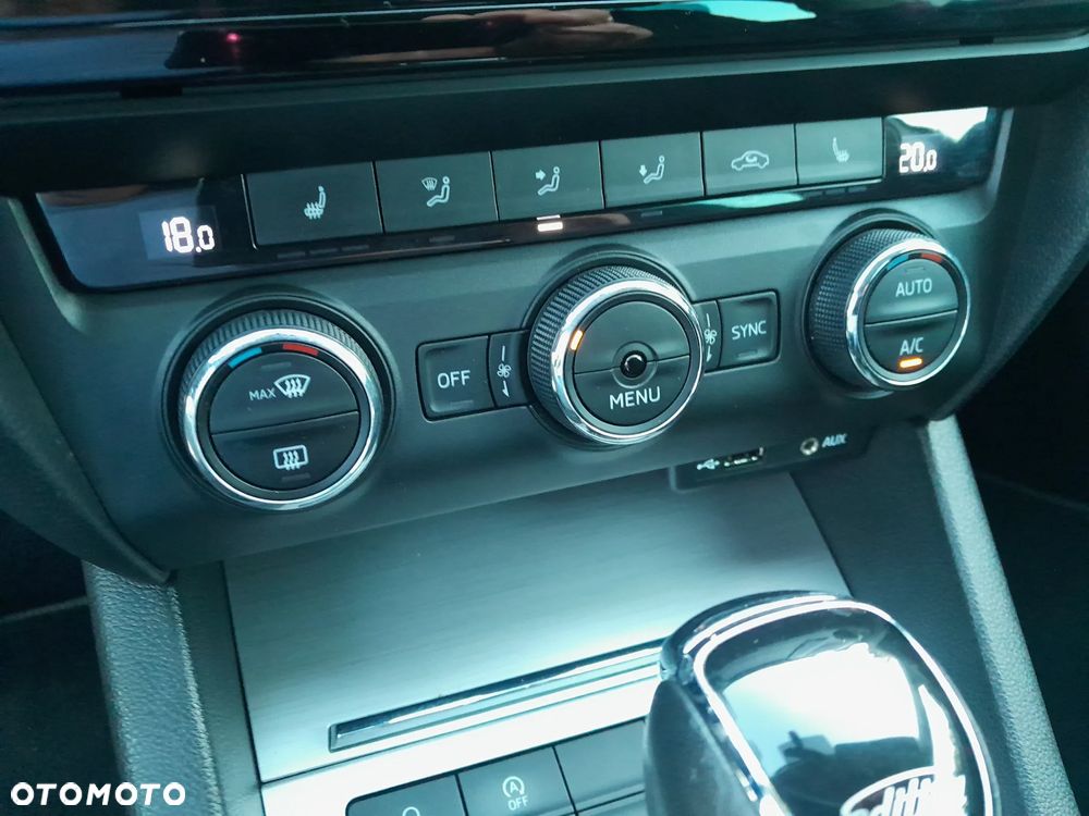 Skoda Octavia 2.0 TDI DSG Premium Edition - 16