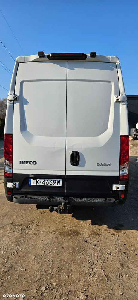 Iveco DAILY - 23