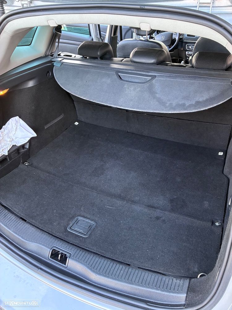 Renault Mégane Sport Tourer 1.5 dCi Dynamique - 8