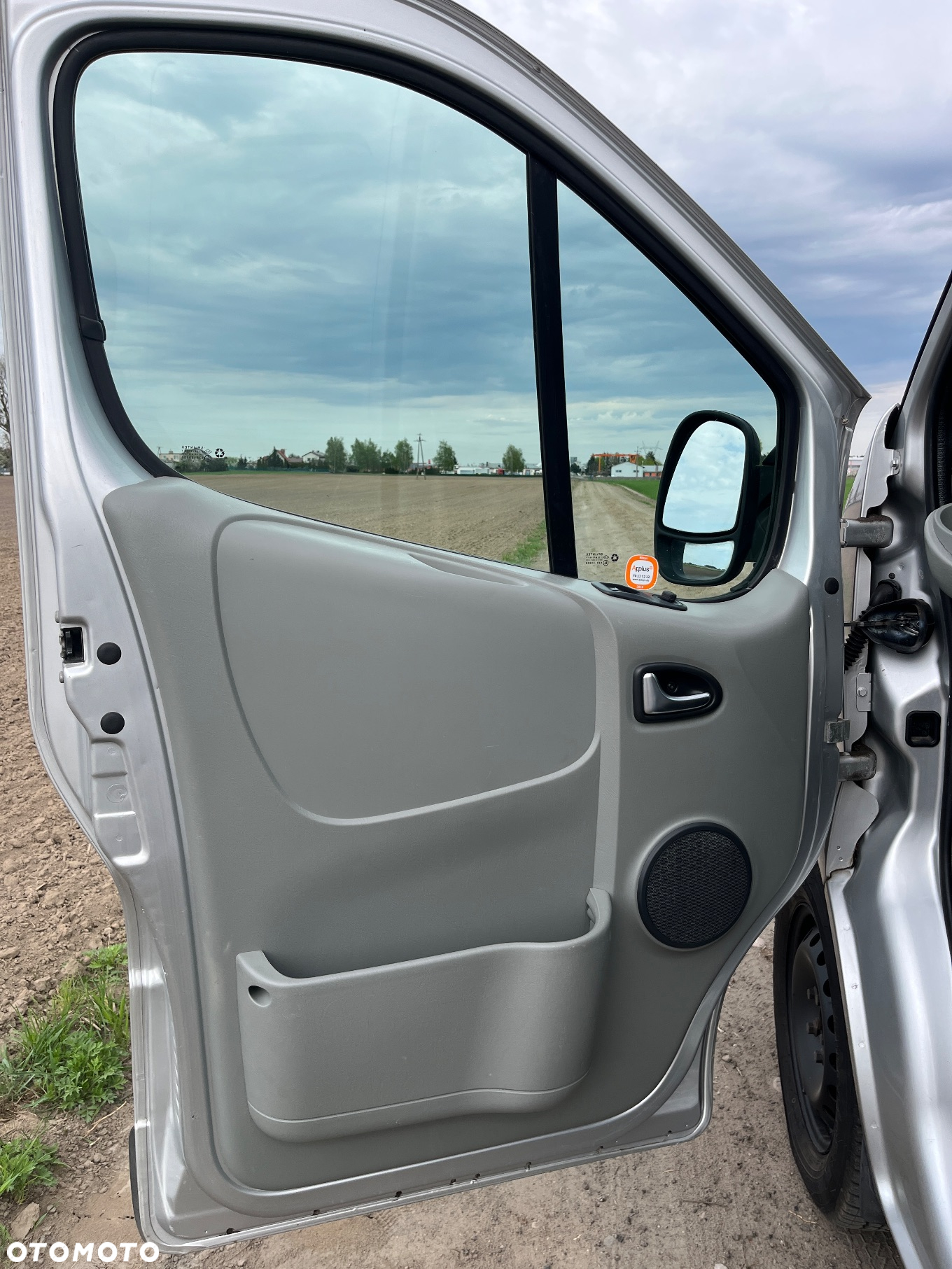 Opel Vivaro - 18