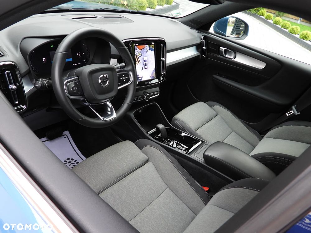 Volvo XC 40 B3 B DKG Plus Bright - 27