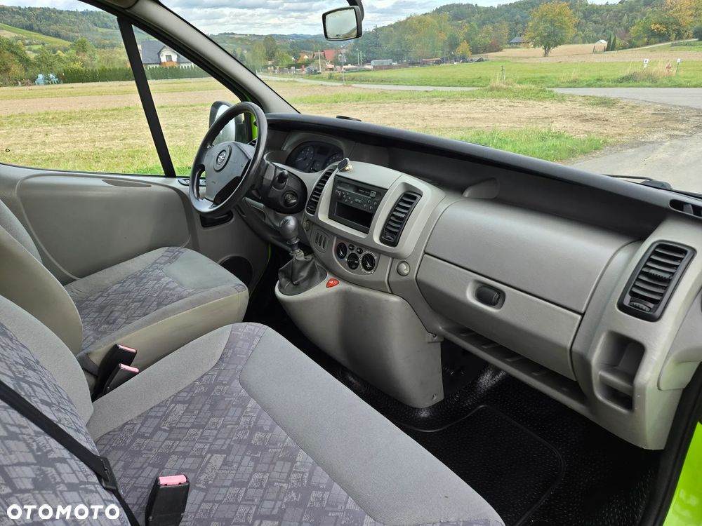 Opel Vivaro - 30