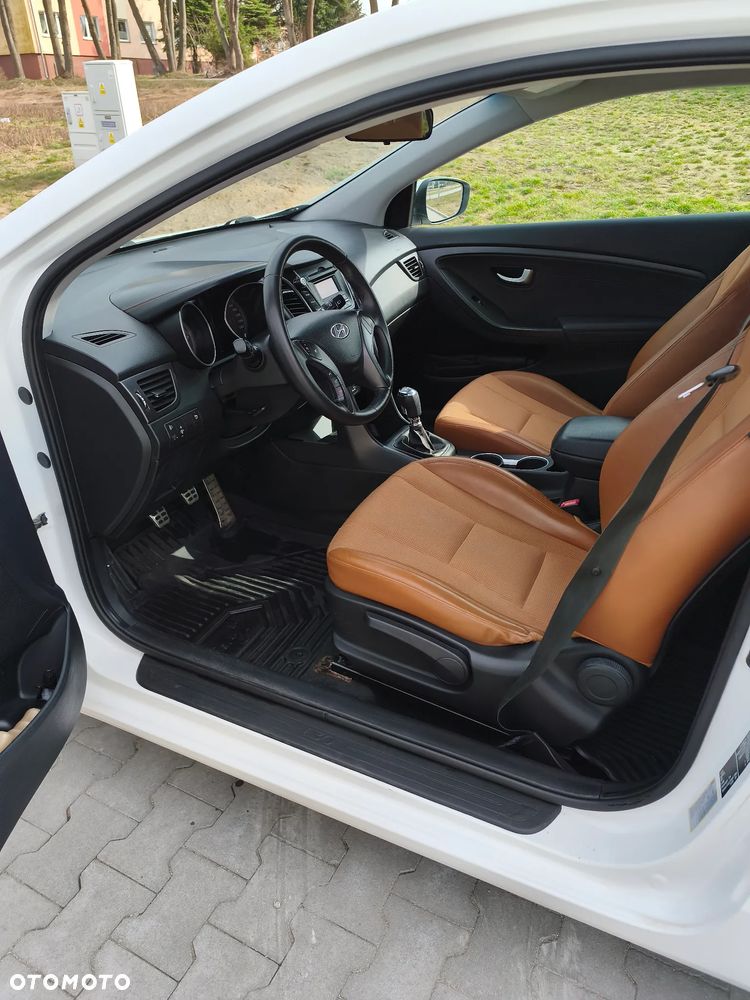 Hyundai i30 1.4 Classic - 10
