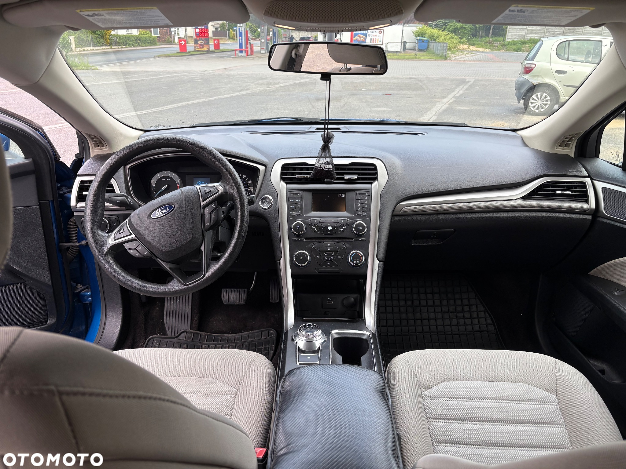 Ford Fusion - 7