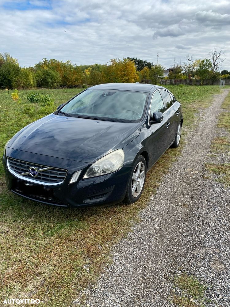 Volvo S60 DRIVe Start-Stop Momentum - 1