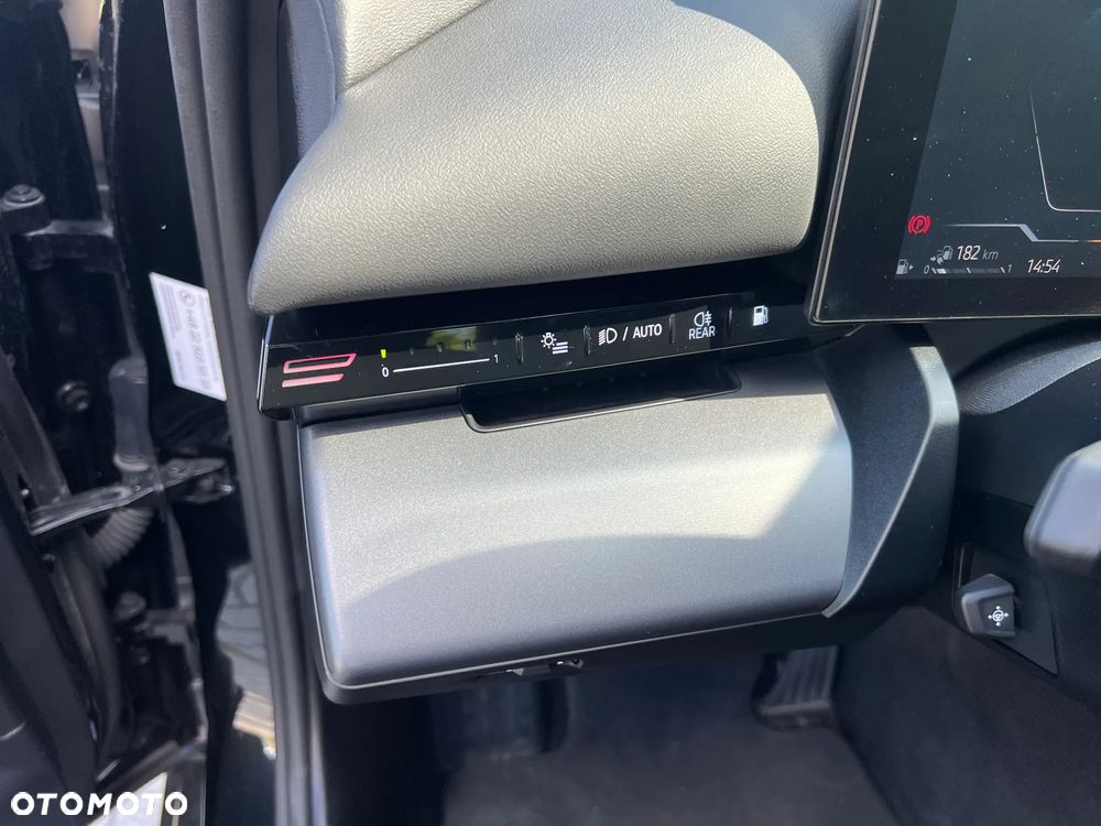 BMW Seria 5 530e PHEV - 25