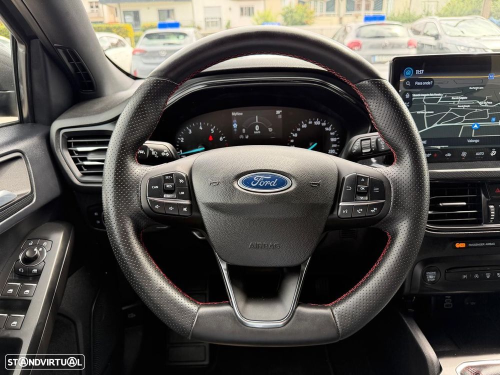 Ford Focus SW 1.0 EcoBoost MHEV ST-Line - 21