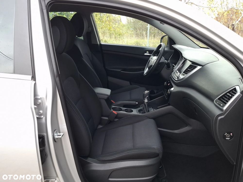 Hyundai Tucson blue 1.7 CRDi 2WD Passion Plus - 10