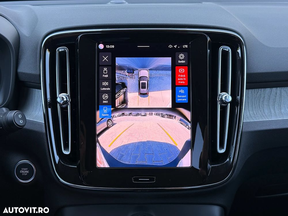 Volvo XC 40 B3 B DKG Plus Bright - 13