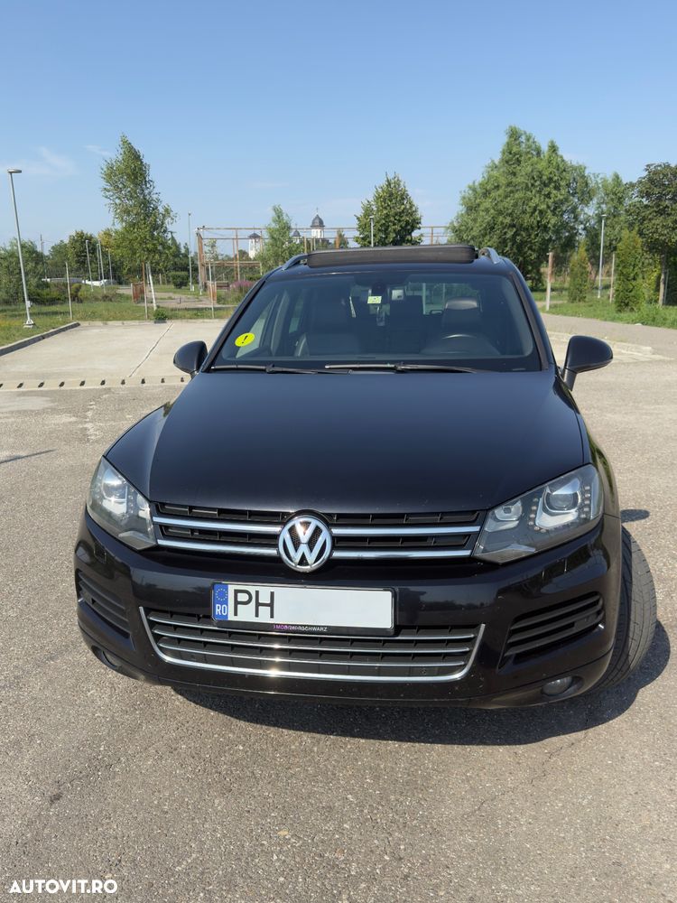 Volkswagen Touareg - 1