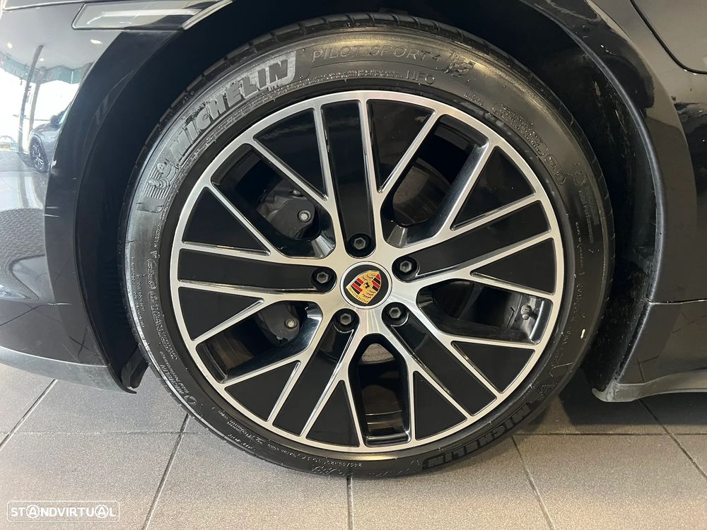 Porsche Taycan Bateria Performance Plus - 19