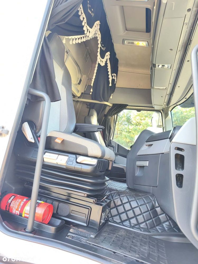 Renault Gama T 460 2014r Standard Nowe Opony mały przebieg - 18
