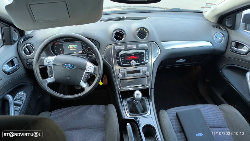 Ford Mondeo SW 1.8 TDCi Titanium - 32