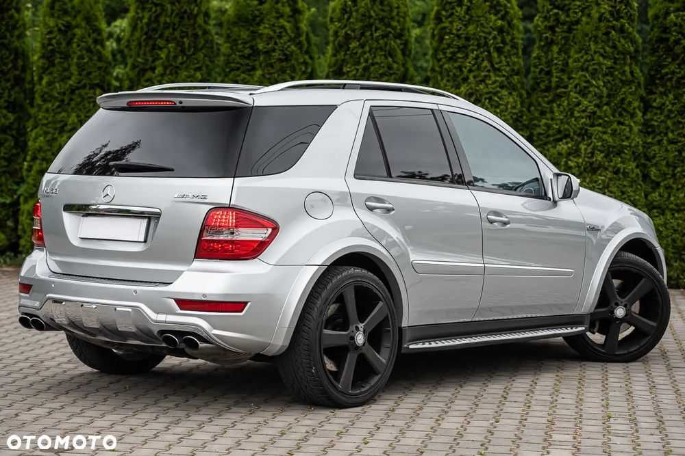 Mercedes-Benz ML 63 AMG 4Matic 7G-TRONIC 10th Anniversary - 28