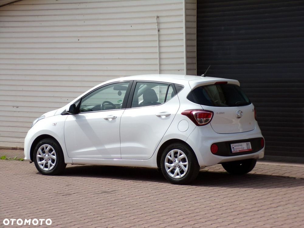 Hyundai i10 - 11