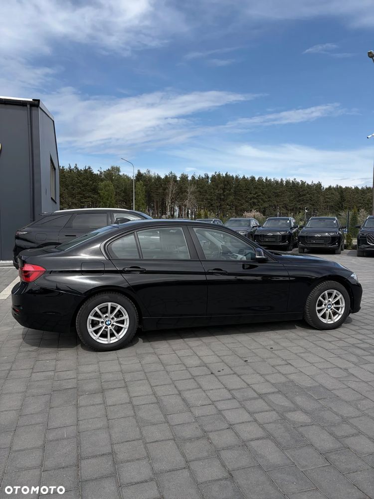 BMW Seria 3 318i GPF Luxury Line - 5