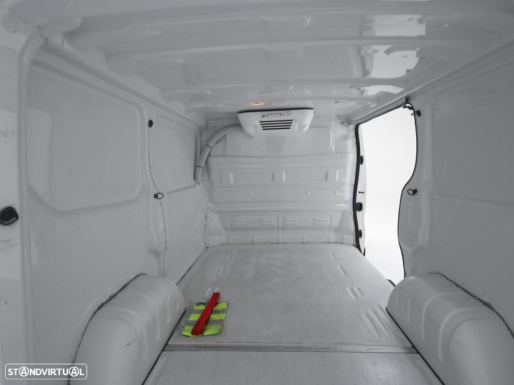 Renault Trafic 2.0 dCi L1H1 c/frio c/iva - 7