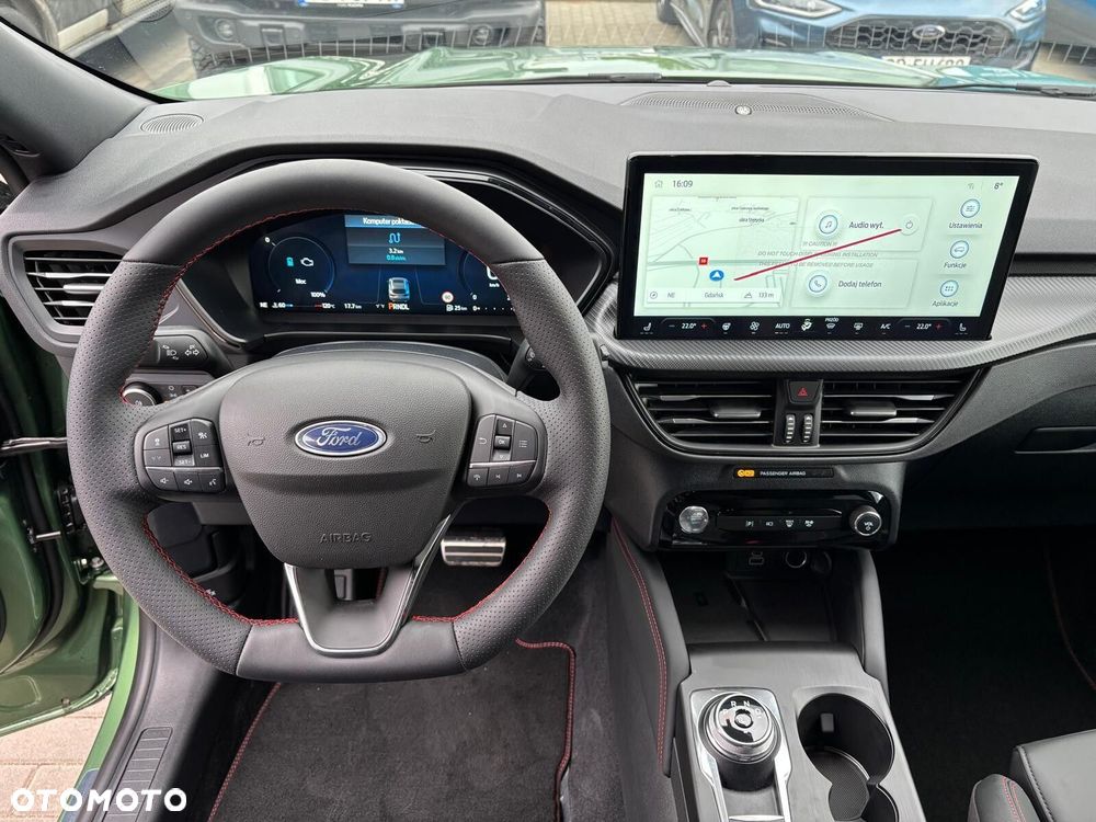 Ford Kuga - 21