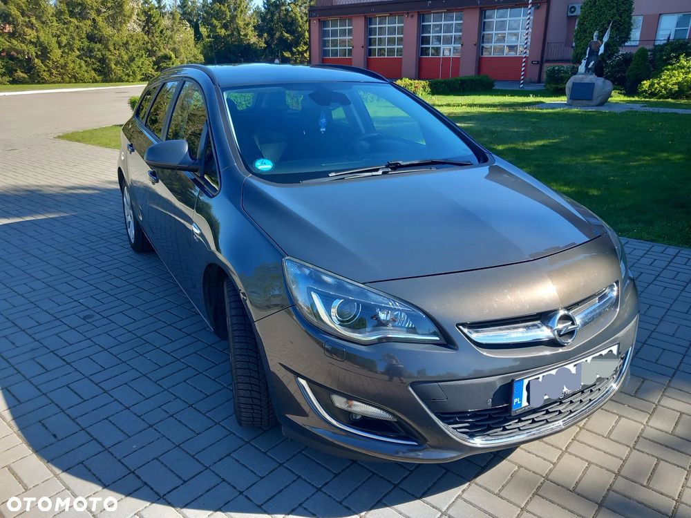 Opel Astra 1.4 Turbo Sport - 1