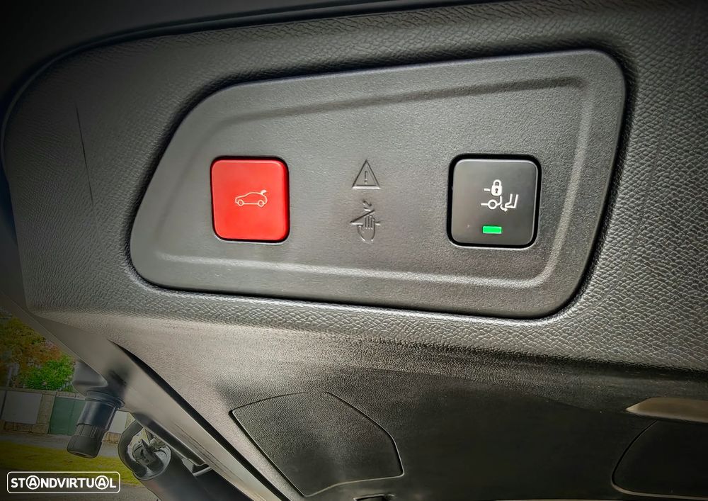 Citroën C5 Aircross 1.5 BlueHDi Shine J19 - 23