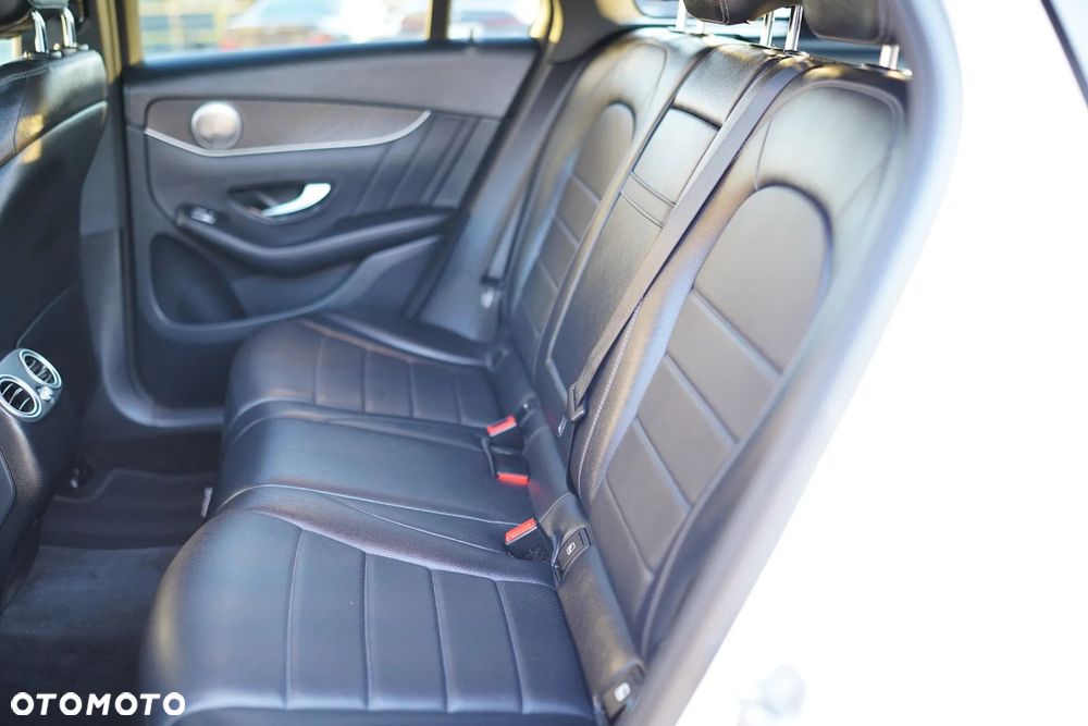 Mercedes-Benz GLC 200 4-Matic - 23