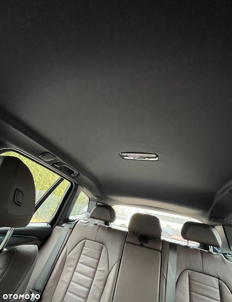 BMW X3 xDrive20d - 11