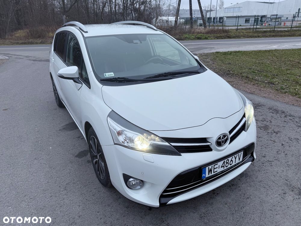 Toyota Verso 1.8 Premium 7os MS - 8
