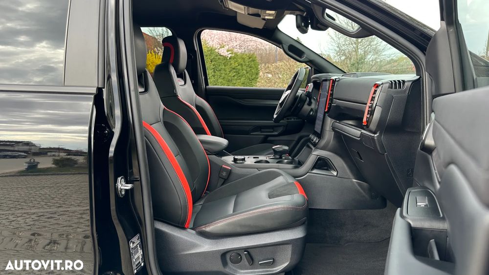 Ford Raptor - 16