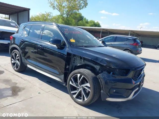 Volvo XC 40 T4 R-Design - 2