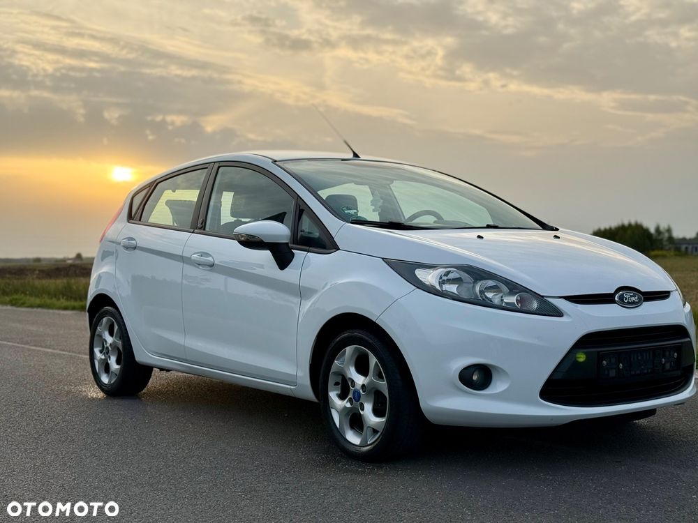 Ford Fiesta 1.25 Champions Edition - 10