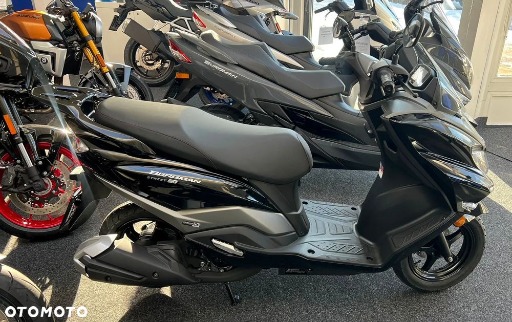 Suzuki Burgman - 14
