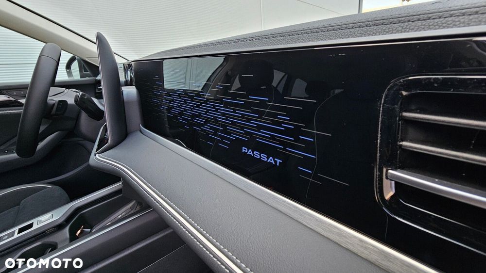 Volkswagen Passat - 24