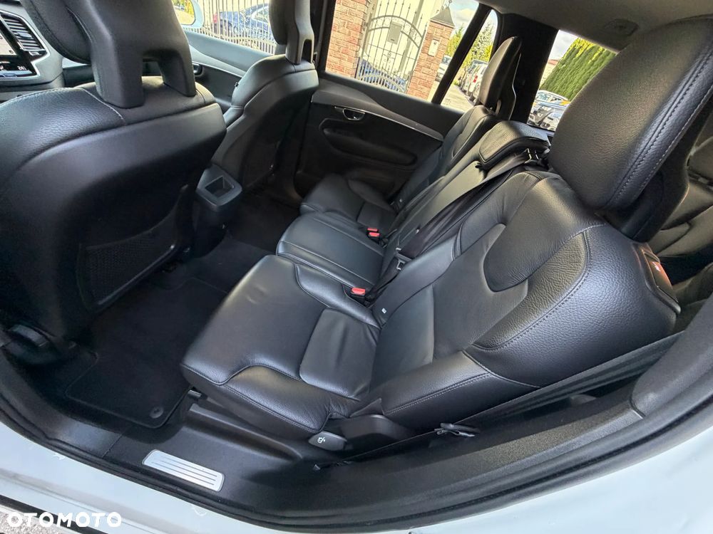 Volvo XC 90 B5 D AWD Momentum Pro 7os - 33