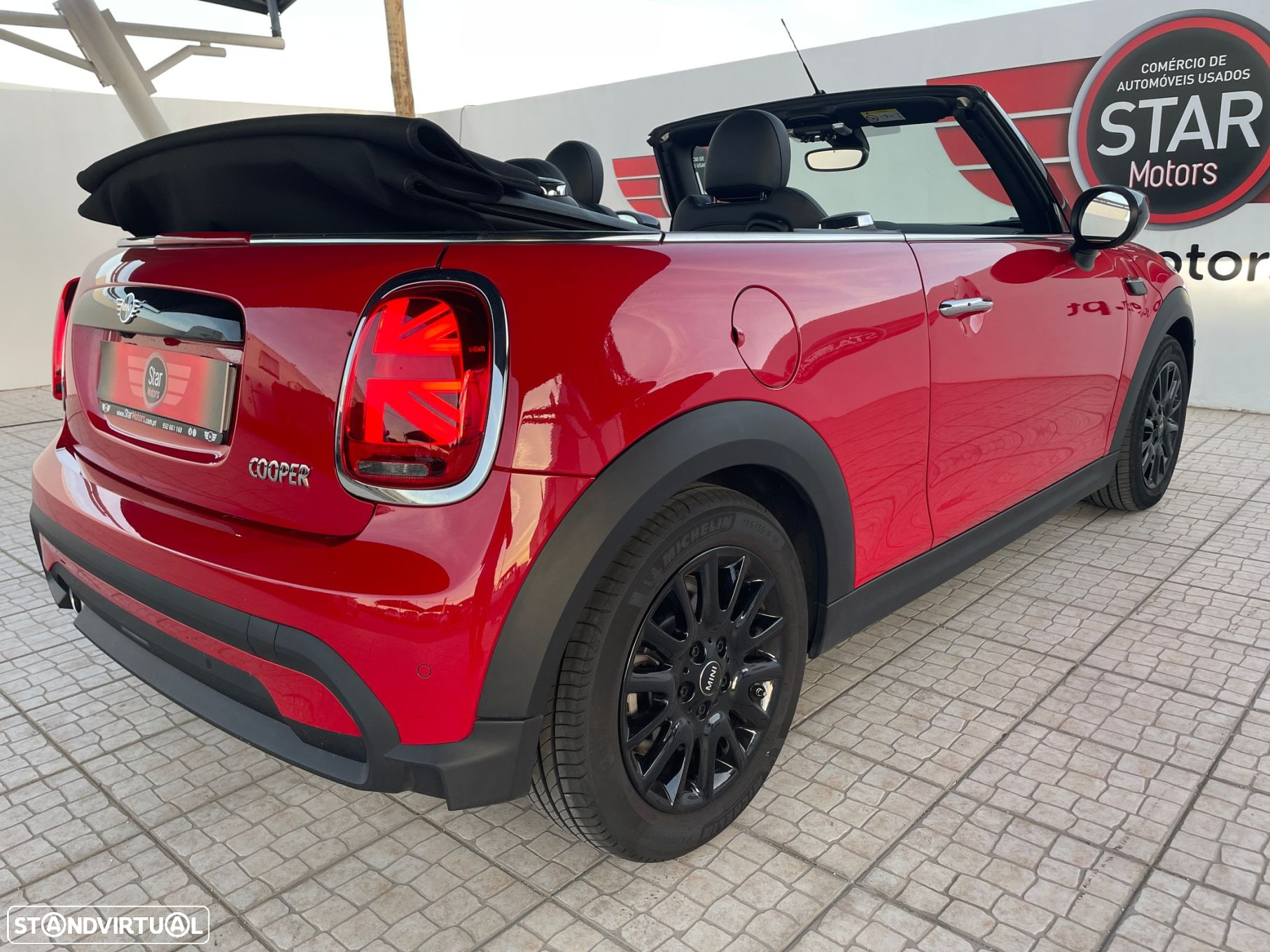 MINI Cabrio Cooper Auto - 21