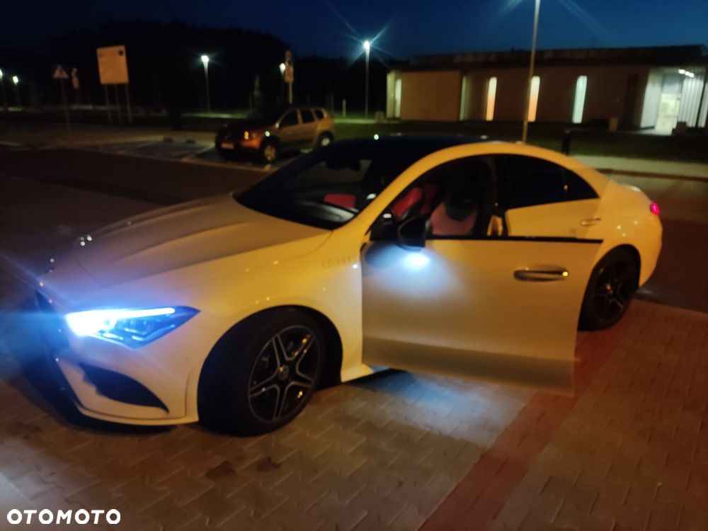 Mercedes-Benz CLA 200 7G-DCT - 18