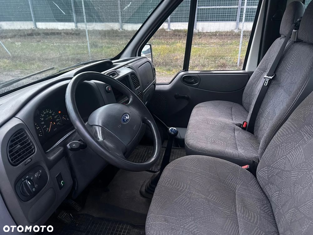 Ford Transit 2,0 T300 - 8