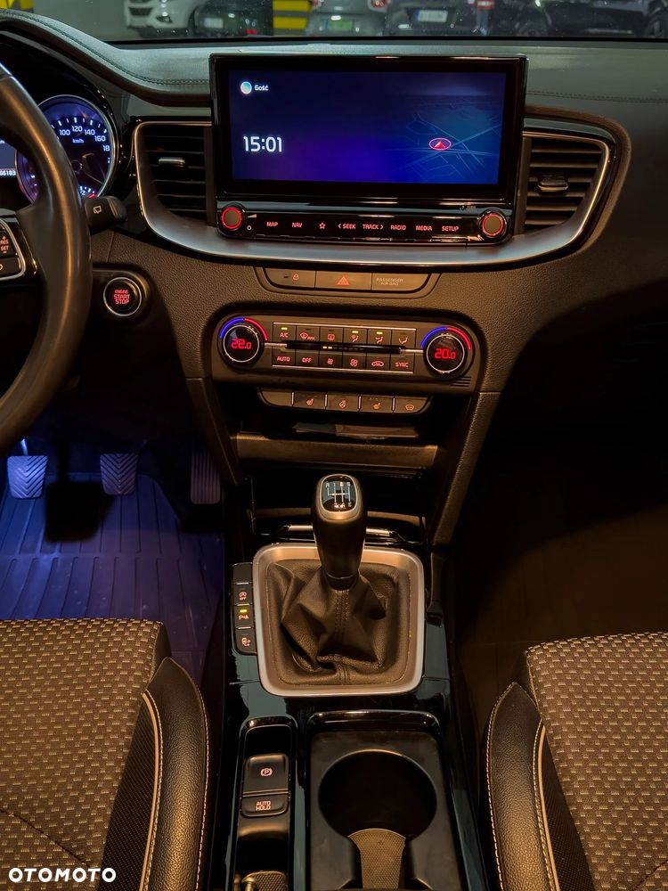Kia XCeed 1.4 T-GDI L Business Line - 3