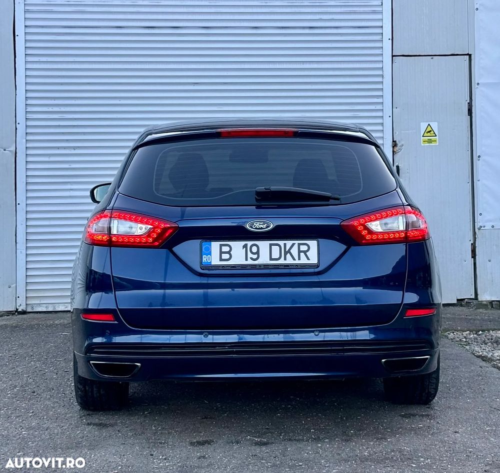 Ford Mondeo 2.0 EcoBoost Titanium - 11