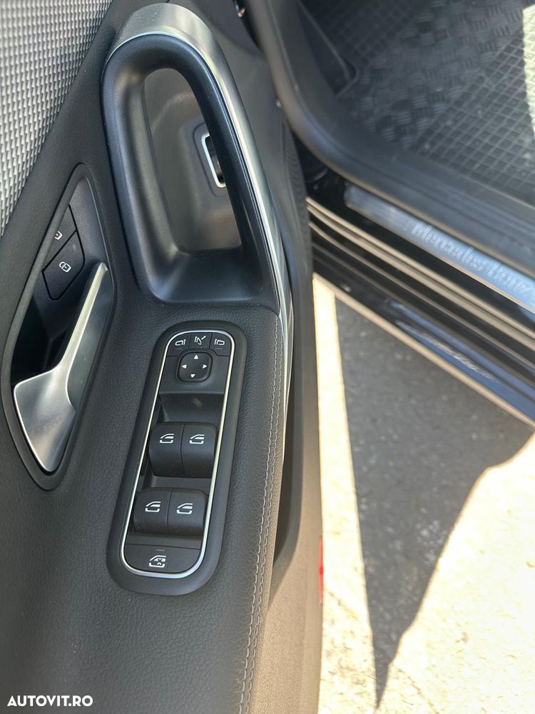 Mercedes-Benz CLA 180 - 9