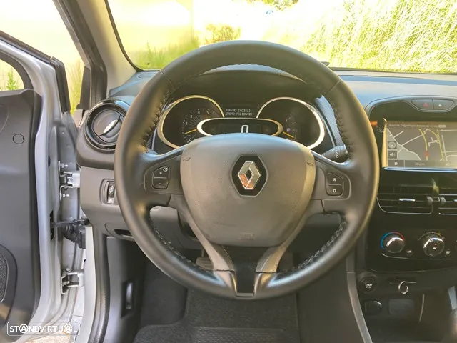 Renault Clio Sport Tourer 1.5 dCi Dynamique S - 11
