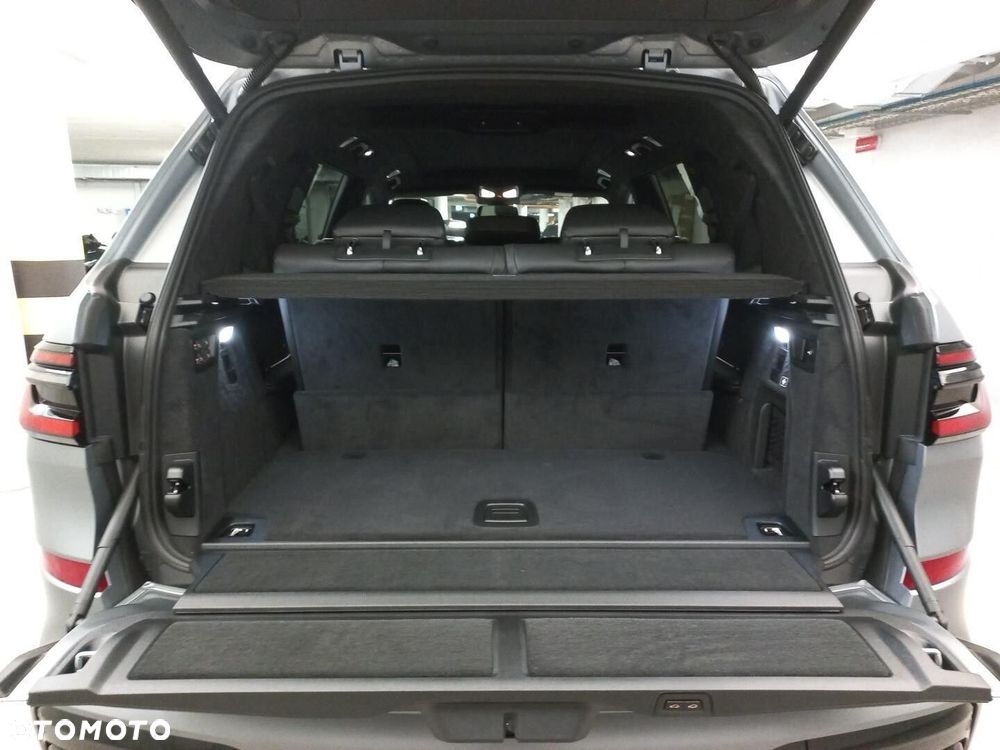 BMW X7 - 19