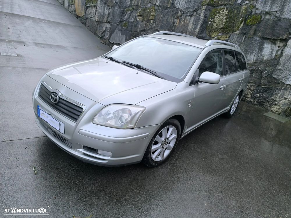 Toyota Avensis SW 2.0 D-4D - 14