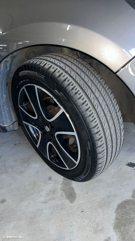 Renault Clio 1.5 dCi Dynamique S - 5