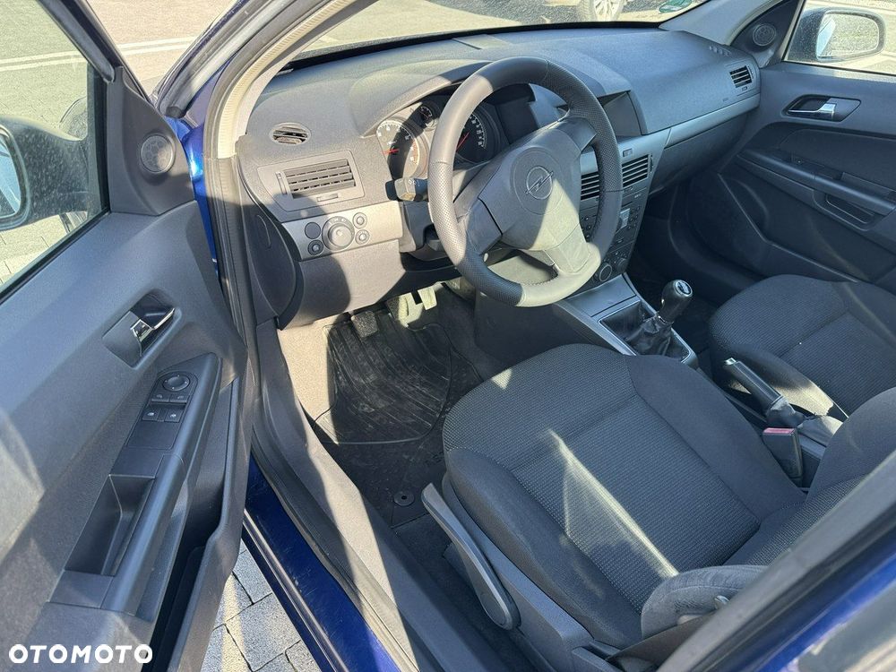 Opel Astra 1.6 Catch me - 15