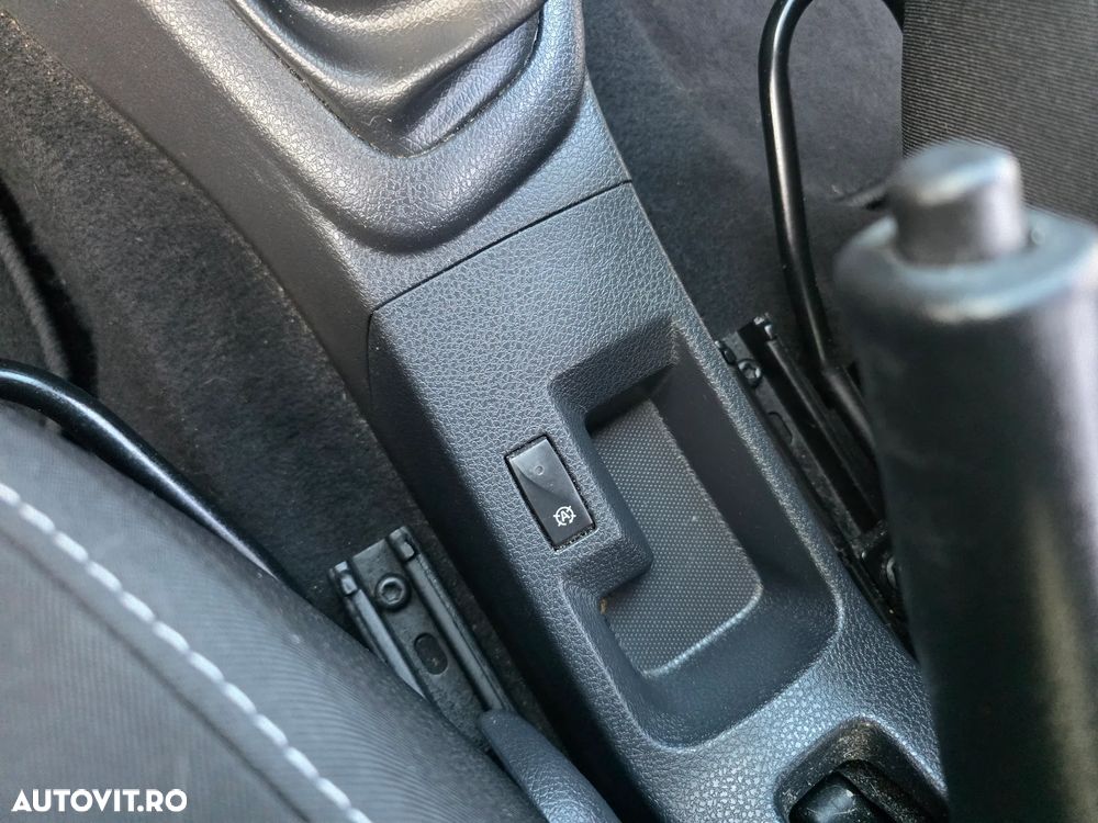 Dacia Logan 0.9 TCe 90 CP Prestige - 24