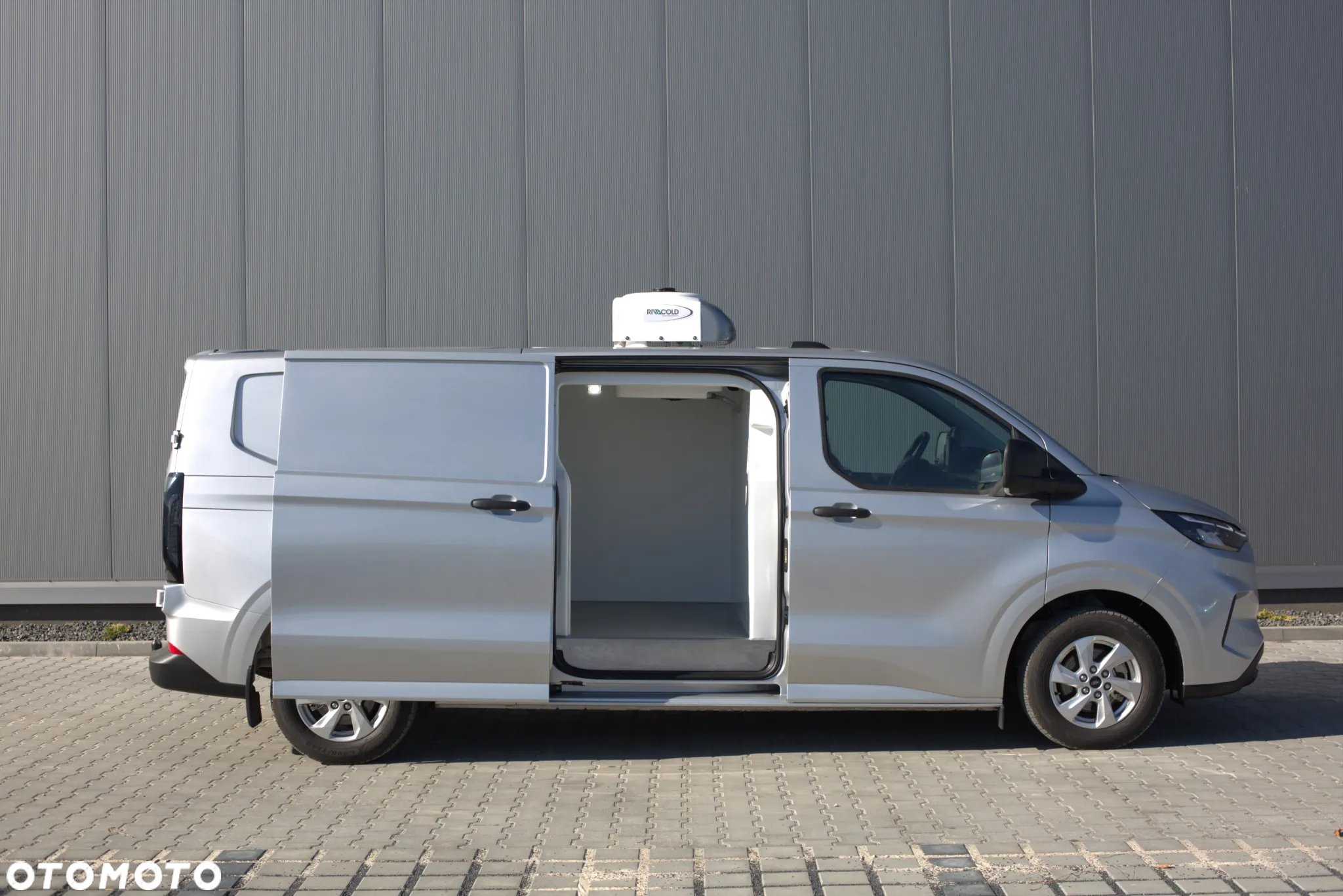 Ford Transit Custom van 2.0 136KM L2 - 3